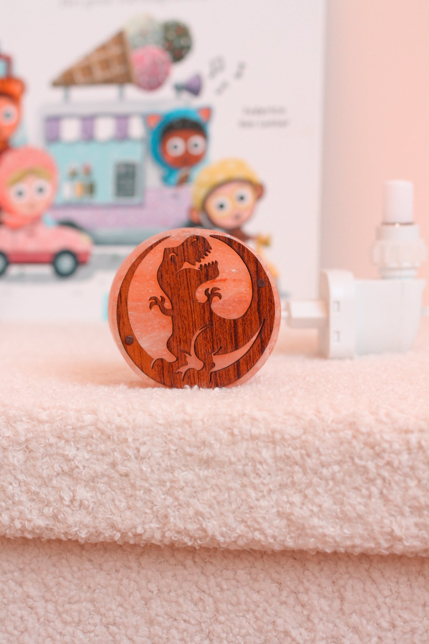 Himalaya zoutsteen nachtlampje | Dino