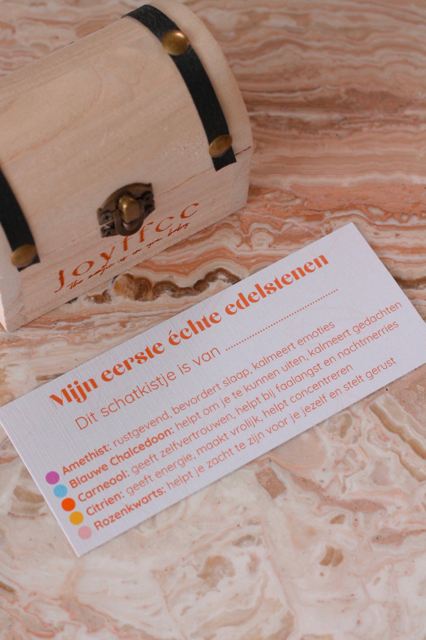 Schatkistje met Edelstenen