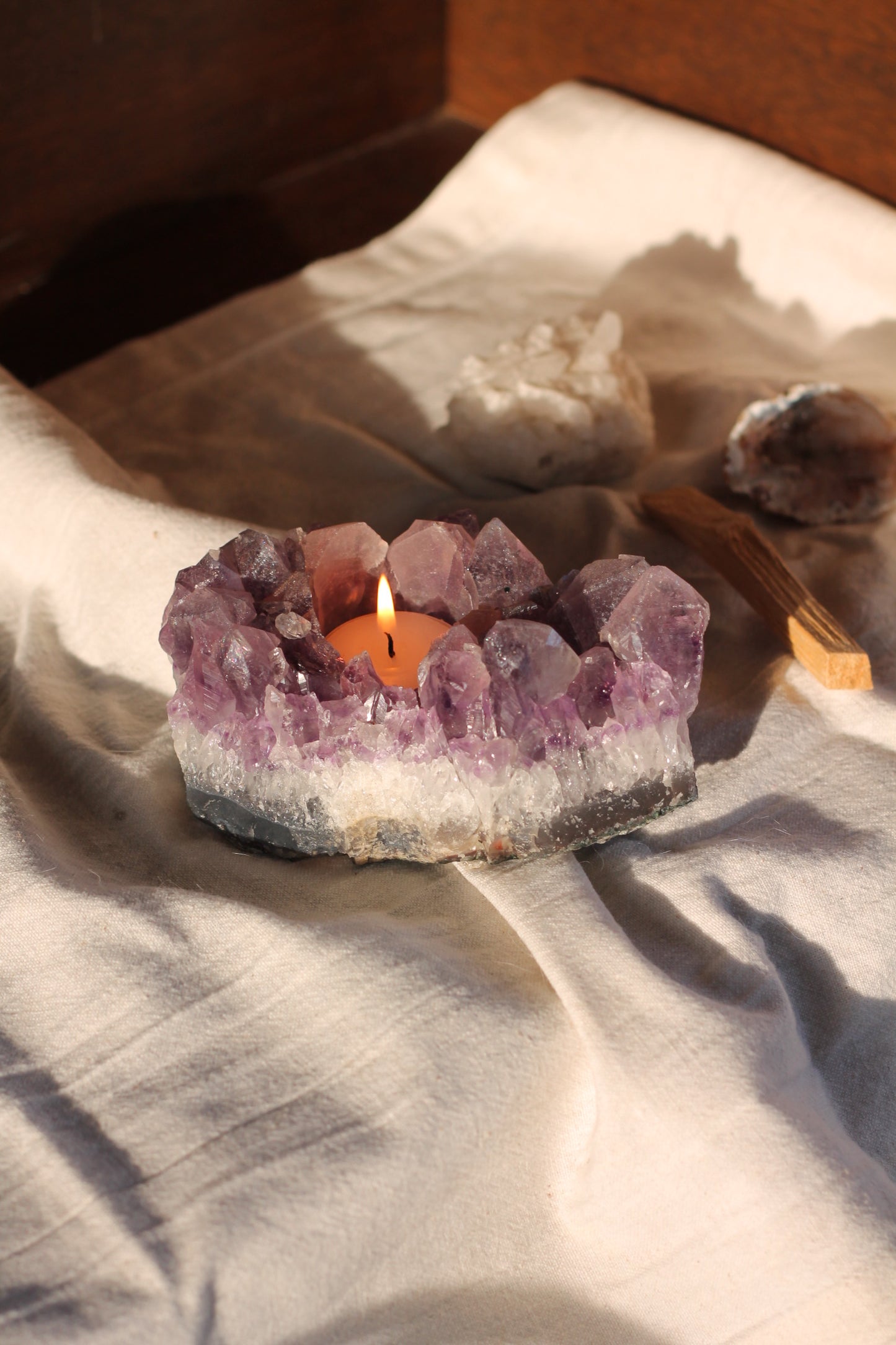 Amethist cluster theelichtje