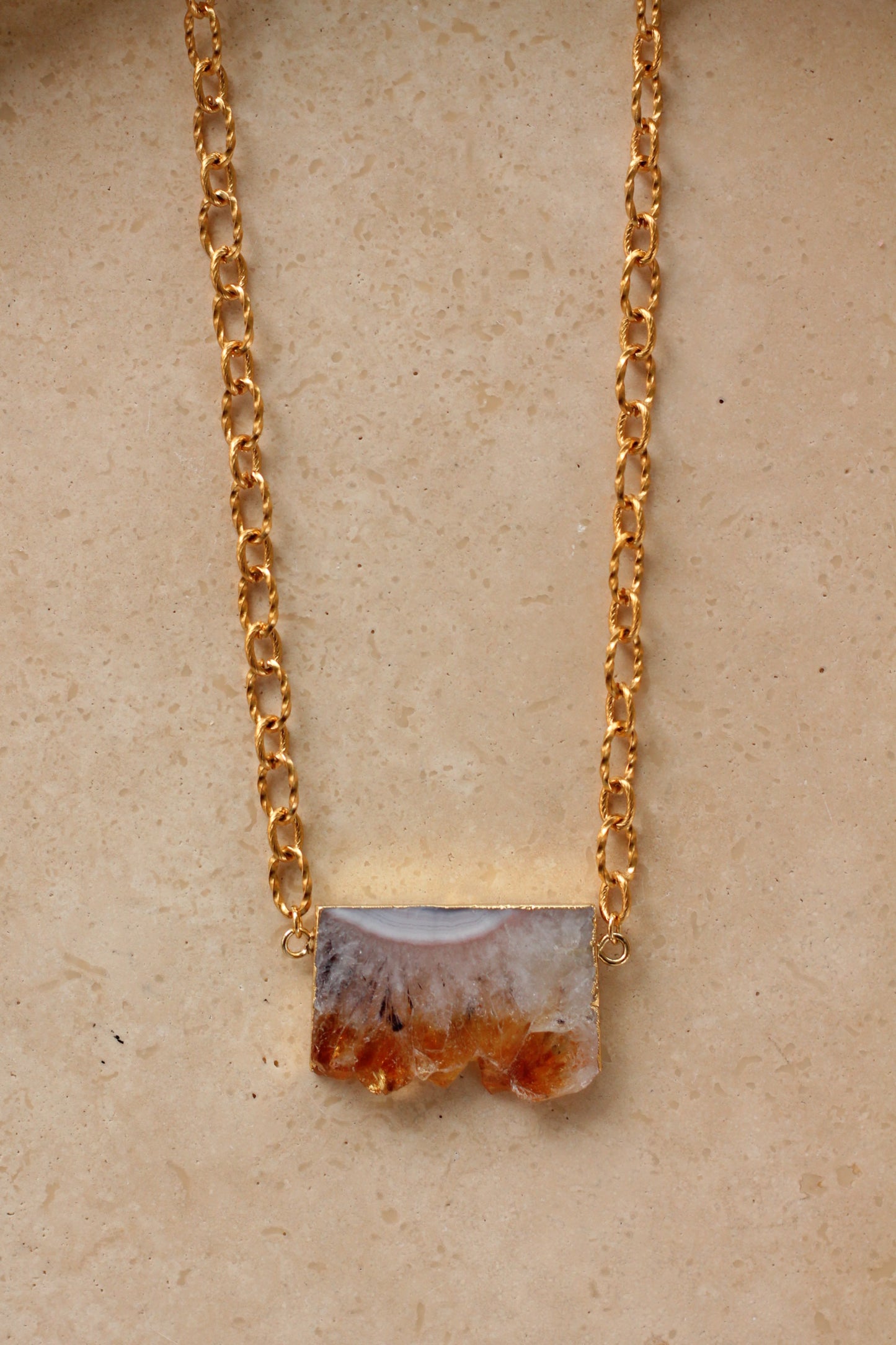 Citrien Necklace - Raw Slice