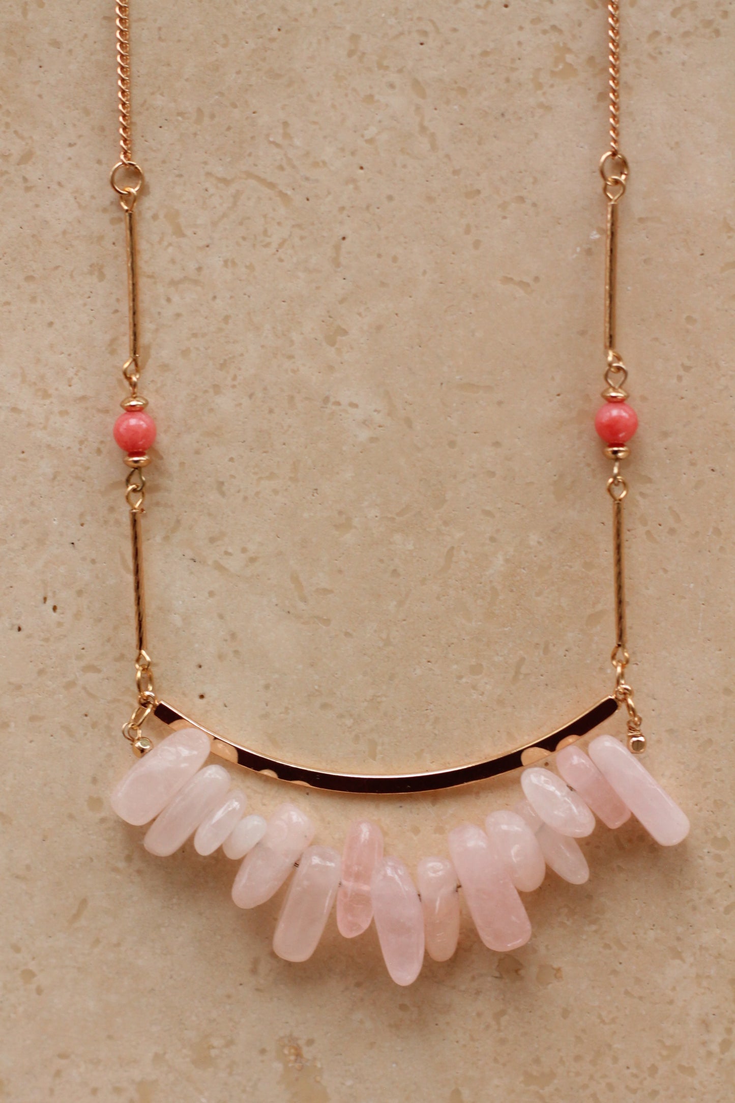 Rozenkwarts Necklace - Cascade